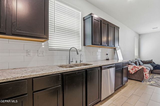 1661 Tony Harper Street, Horizon City, TX 79928