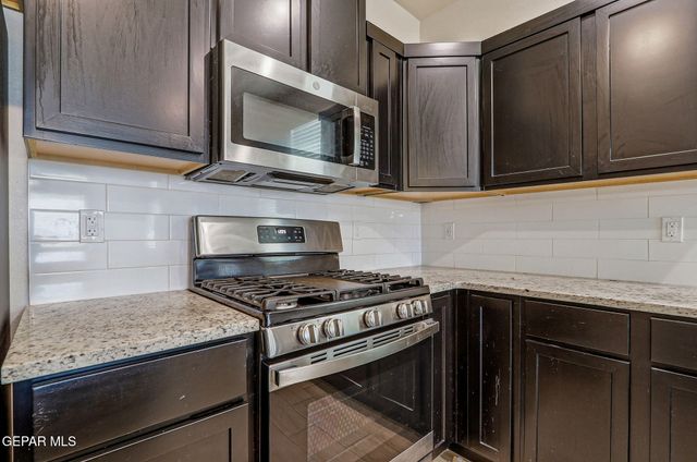 1661 Tony Harper Street, Horizon City, TX 79928