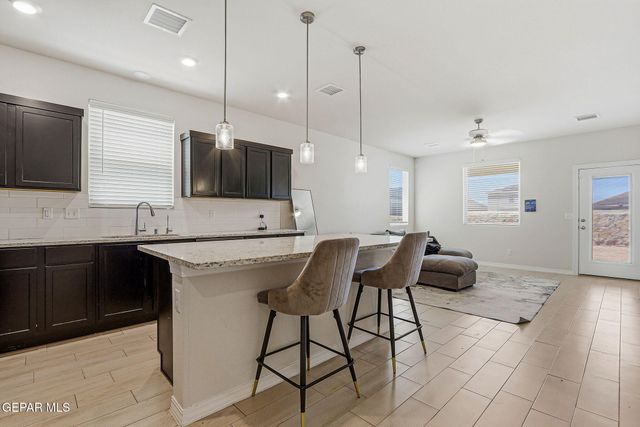 1661 Tony Harper Street, Horizon City, TX 79928