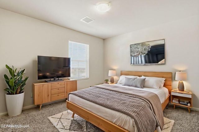 1661 Tony Harper Street, Horizon City, TX 79928