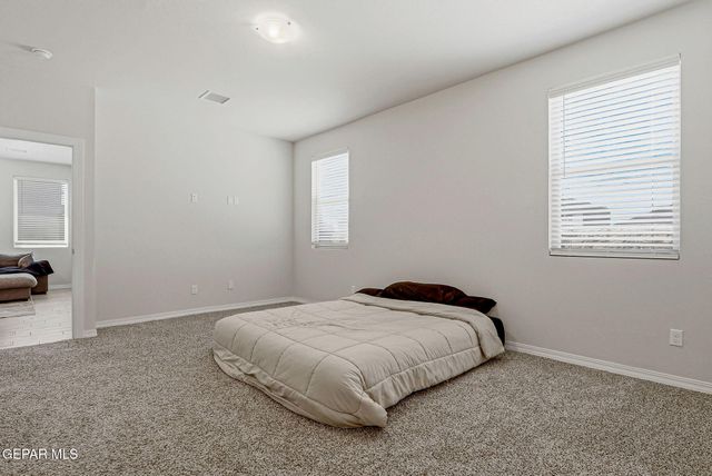 1661 Tony Harper Street, Horizon City, TX 79928