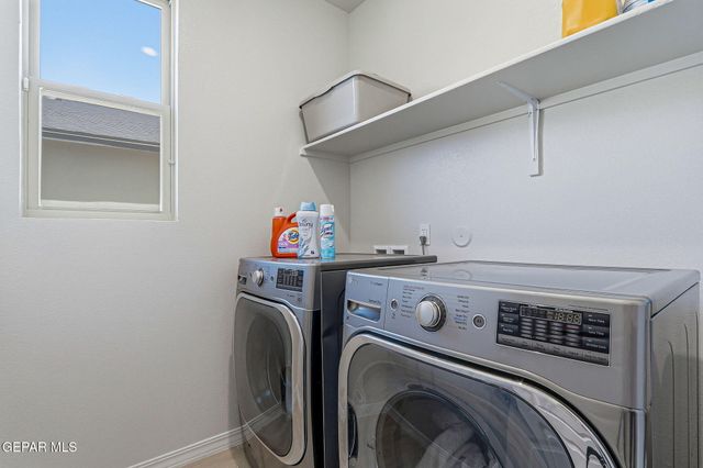 1661 Tony Harper Street, Horizon City, TX 79928