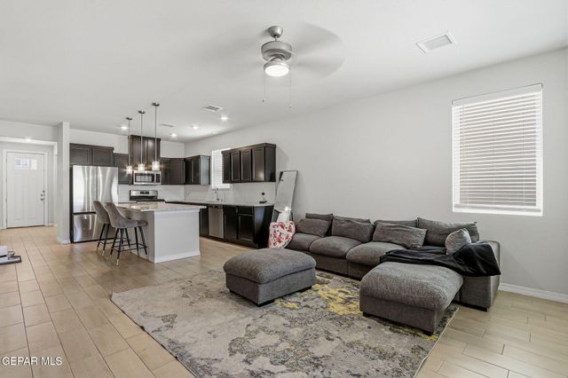 1661 Tony Harper Street, Horizon City, TX 79928