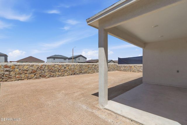 1661 Tony Harper Street, Horizon City, TX 79928