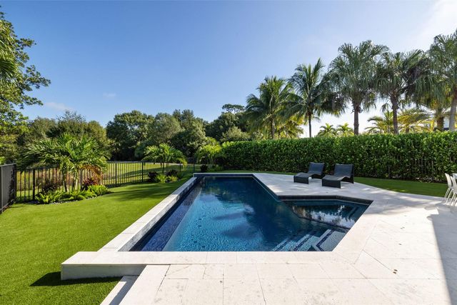 5525 Renoir Place, Palm Beach Gardens, FL 33418