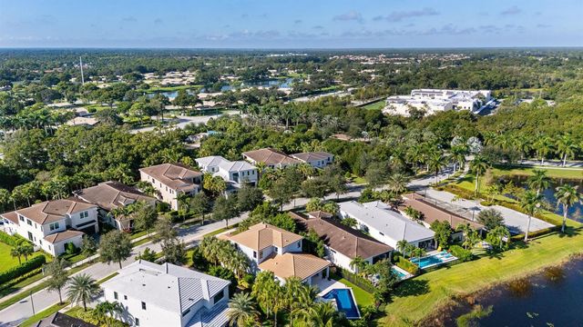 5525 Renoir Place, Palm Beach Gardens, FL 33418