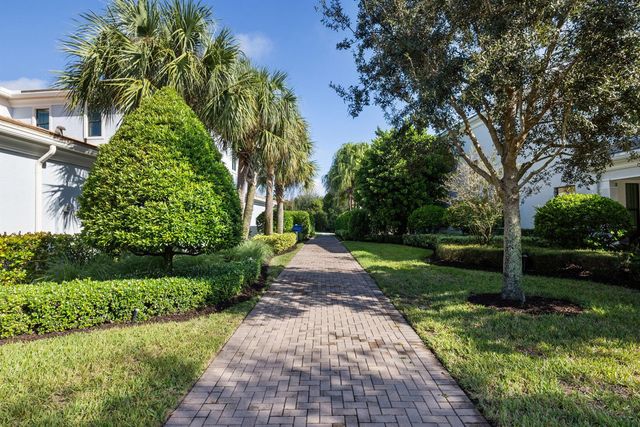 5525 Renoir Place, Palm Beach Gardens, FL 33418