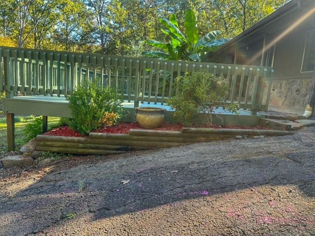 10157 Muscadine Lane, Danville, AR 72833