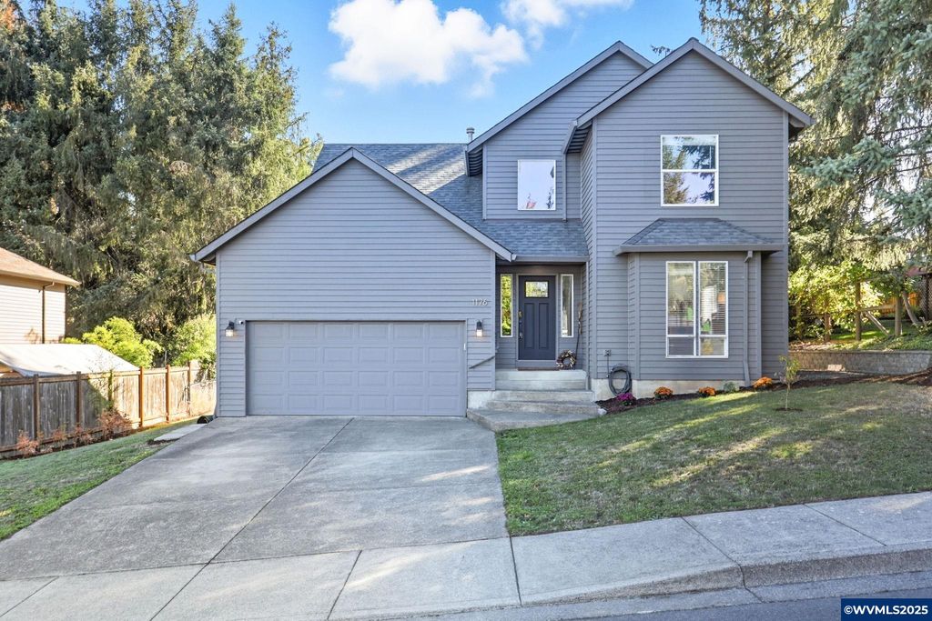 1176 Coventry Ct NW, Salem, OR 97304