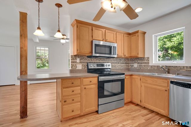 25 Beecher Street, Seymour, CT 06483