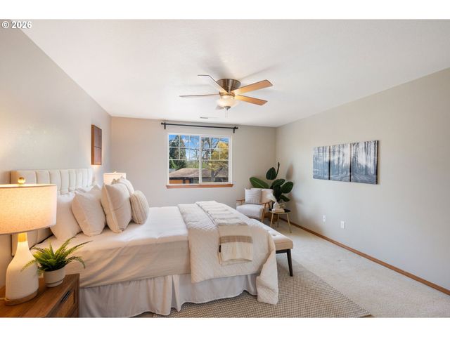 7027 Se 78TH Ave, Portland, OR 97206