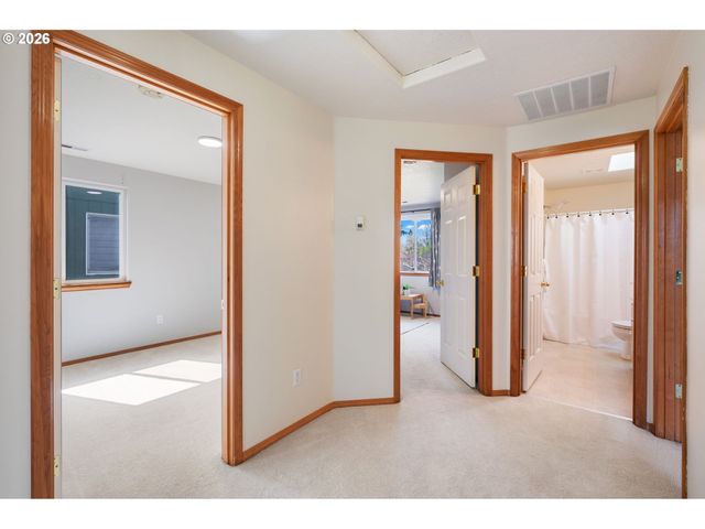 7027 Se 78TH Ave, Portland, OR 97206