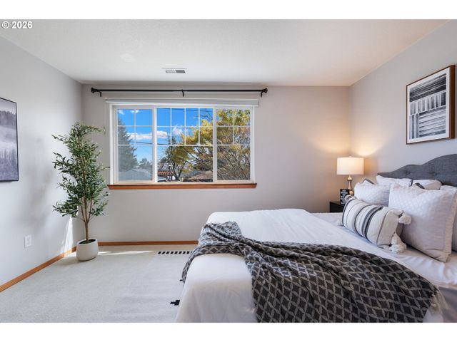 7027 Se 78TH Ave, Portland, OR 97206