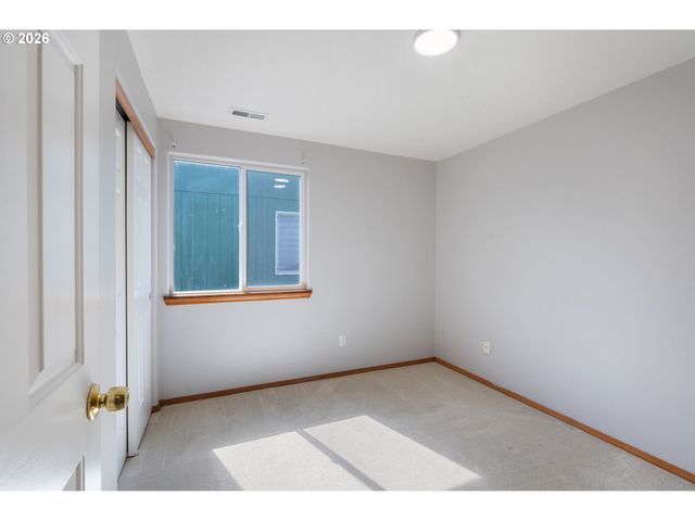 7027 Se 78TH Ave, Portland, OR 97206