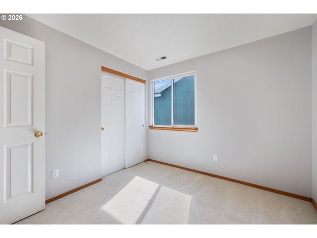 7027 Se 78TH Ave, Portland, OR 97206