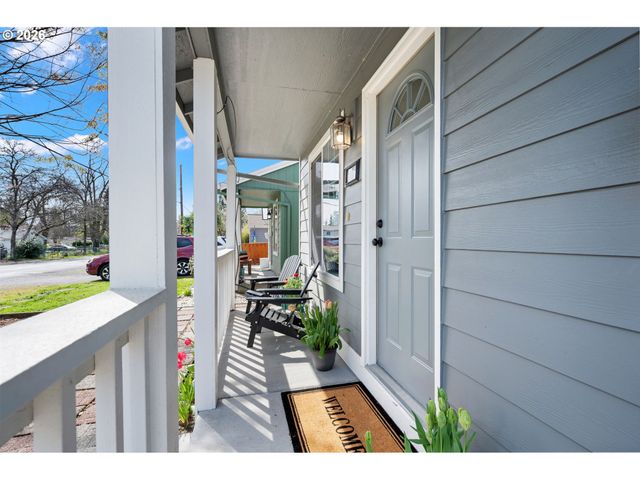 7027 Se 78TH Ave, Portland, OR 97206