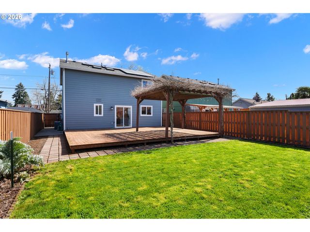 7027 Se 78TH Ave, Portland, OR 97206