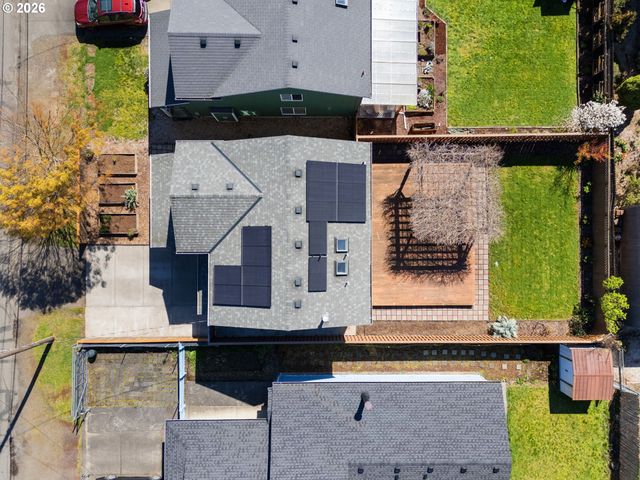 7027 Se 78TH Ave, Portland, OR 97206