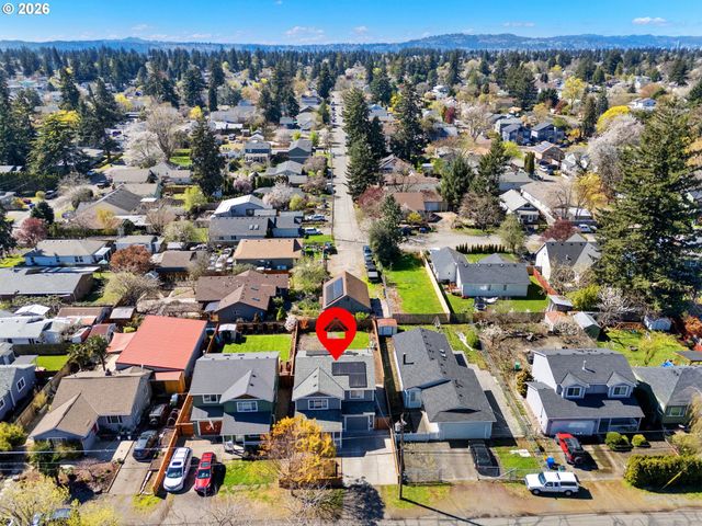 7027 Se 78TH Ave, Portland, OR 97206