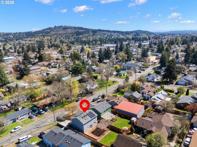 7027 Se 78TH Ave, Portland, OR 97206