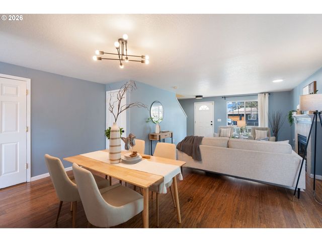 7027 Se 78TH Ave, Portland, OR 97206