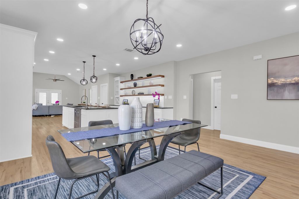 202 S Oak Cliff Boulevard, Dallas, TX 75208
