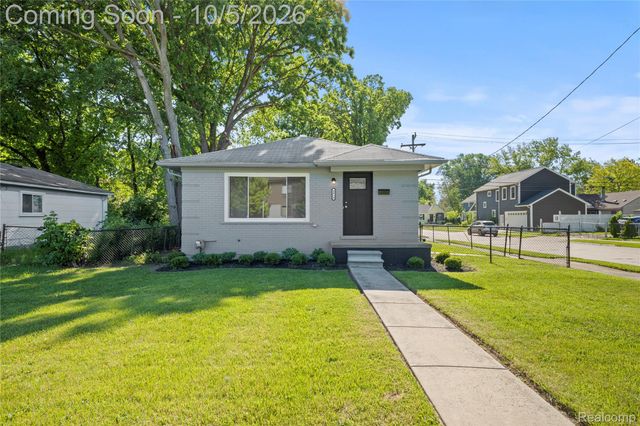 4014 Greenfield Road, Berkley, MI 48072