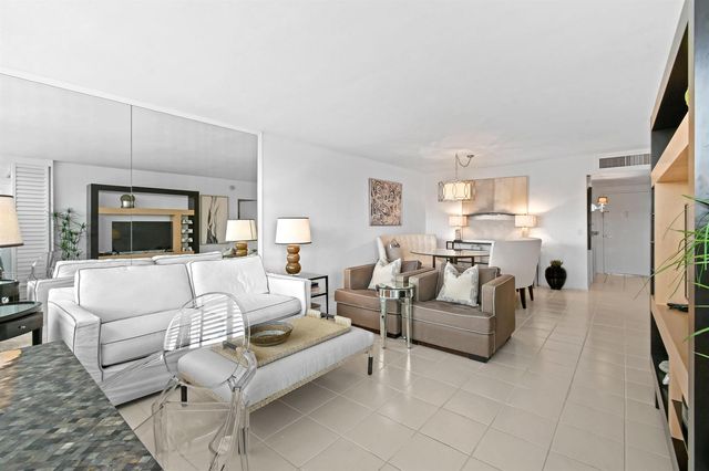 2295 S Ocean Boulevard 505, Palm Beach, FL 33480