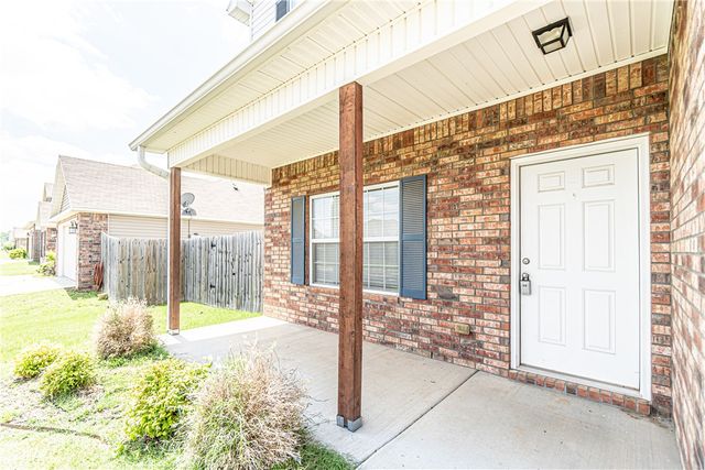 406 Driftwood Street, Lowell, AR 72745