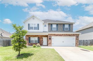406 Driftwood Street, Lowell, AR 72745