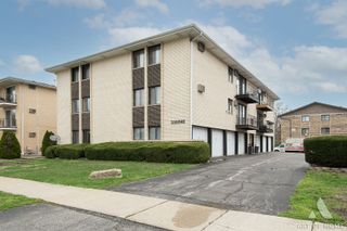 10323 Mayfield Avenue 2D, Oak Lawn, IL 60453
