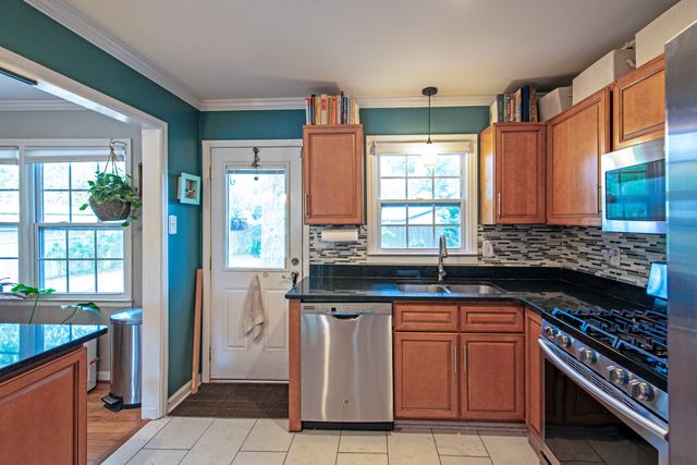 663 Harbor View Road, Charleston, SC 29412