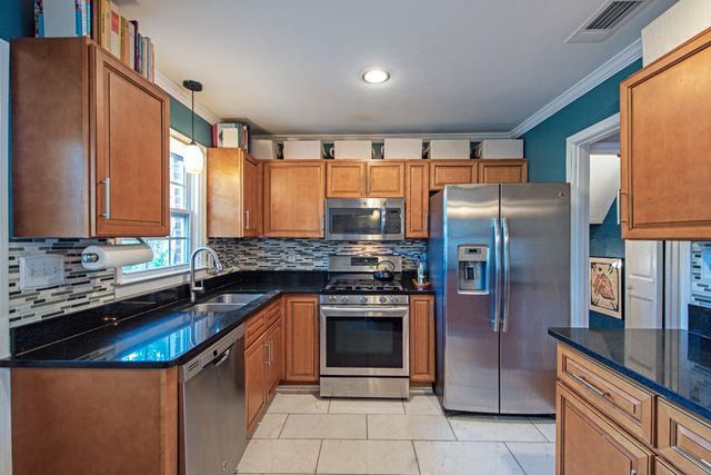 663 Harbor View Road, Charleston, SC 29412