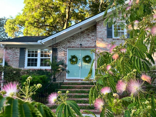 663 Harbor View Road, Charleston, SC 29412