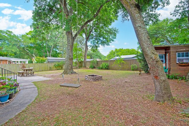 663 Harbor View Road, Charleston, SC 29412