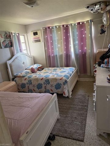 3647 Kelly ST, Fort Myers, FL 33901