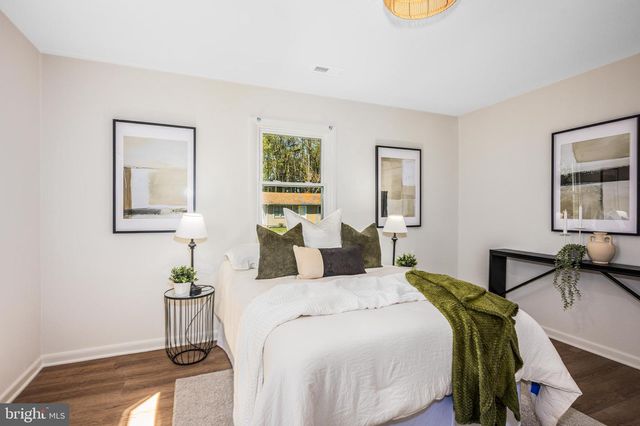 300 TALBOT RD, Stevensville, MD 21666