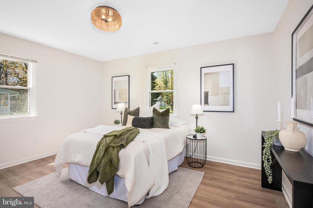 Image 13 of property listing at 300 TALBOT RD, Stevensville, MD 21666