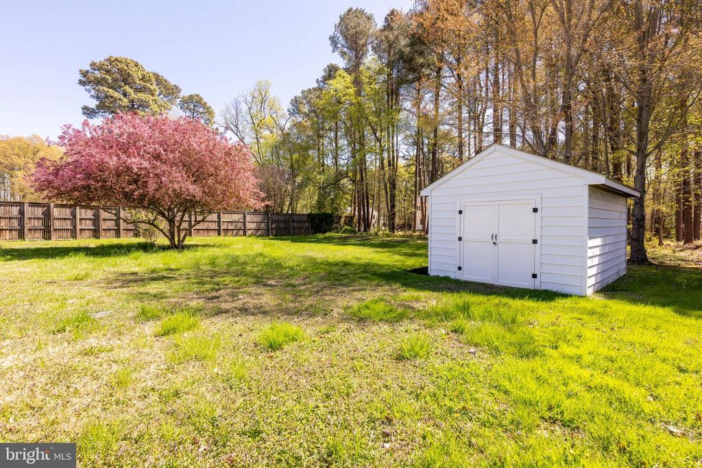 Image 22 of property listing at 300 TALBOT RD, Stevensville, MD 21666