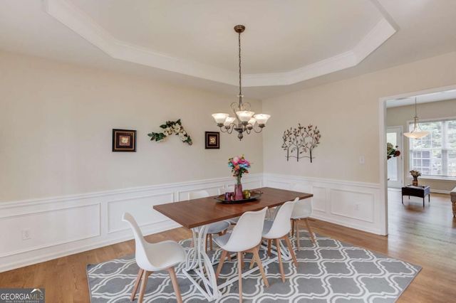 5135 Amberden Hall Drive, Suwanee, GA 30024