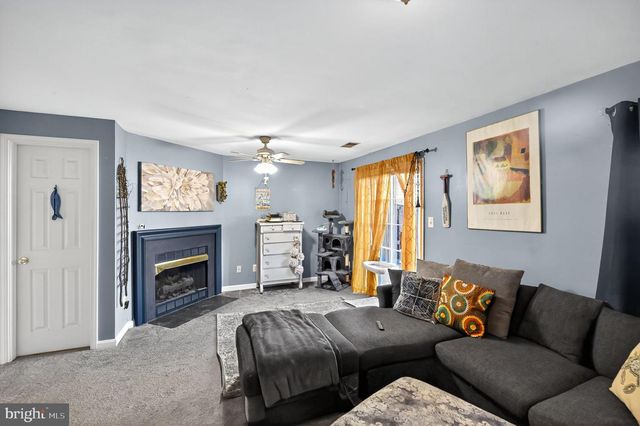 4762 BENECIA LN, Dumfries, VA 22025