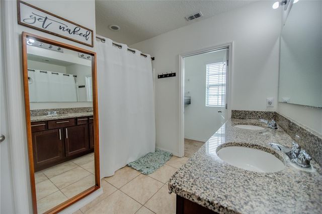 1674 BAY BREEZE DRIVE, St Cloud, FL 34771