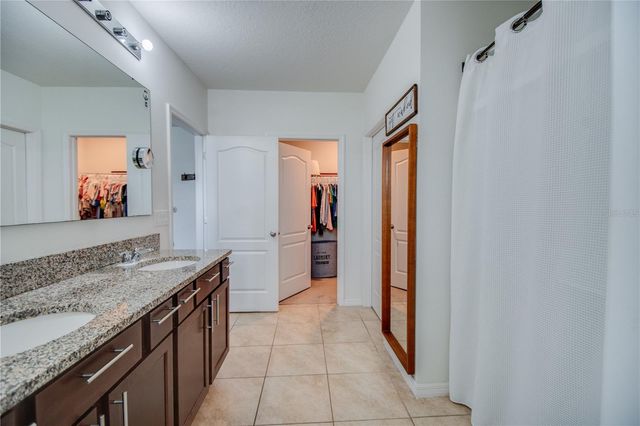 1674 BAY BREEZE DRIVE, St Cloud, FL 34771