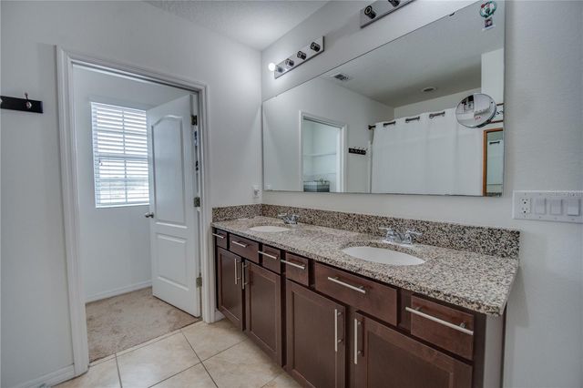 1674 BAY BREEZE DRIVE, St Cloud, FL 34771