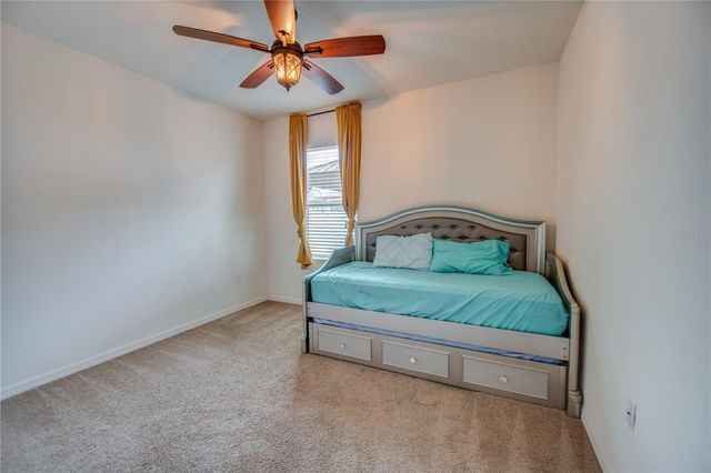 1674 BAY BREEZE DRIVE, St Cloud, FL 34771