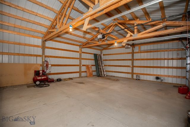 1043 Mt Highway 55, Whitehall, MT 59759