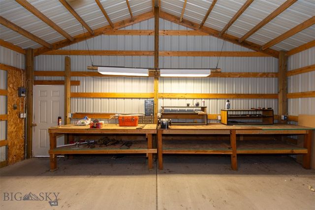 1043 Mt Highway 55, Whitehall, MT 59759