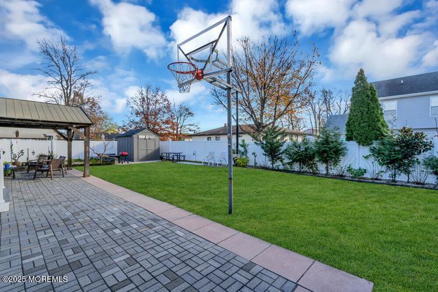 628 Morningside Avenue, Union Beach, NJ 07735