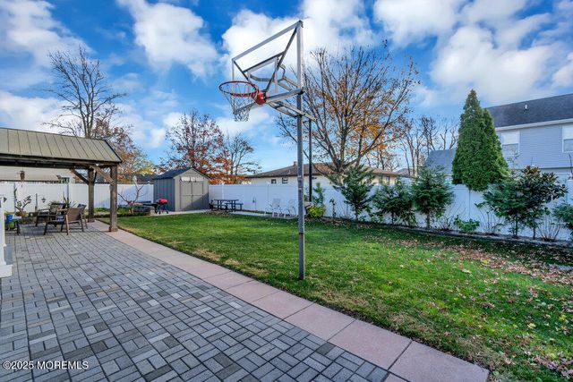 628 Morningside Avenue, Union Beach, NJ 07735