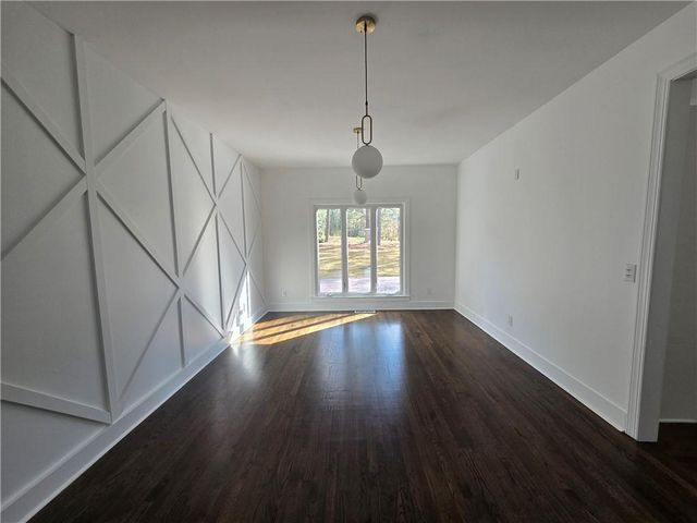 398 Dunleven Manor Walk, Lawrenceville, GA 30043